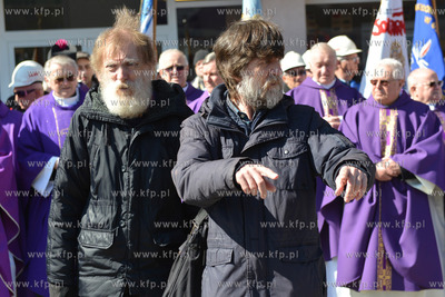 Gdynia. Msza swieta i uroczystosc podpisania aktu erekcyjnego...