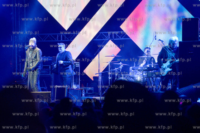 Gdynianie i ich goscie powitali Nowy Rok na Skwerze...