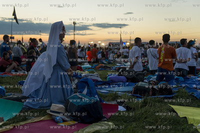 Młodzi z całego świata w sobotę, w przedostatni...