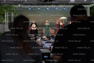 Nowy Teatr im. Witkacego w Słupsku. Plenerowy spektakl...