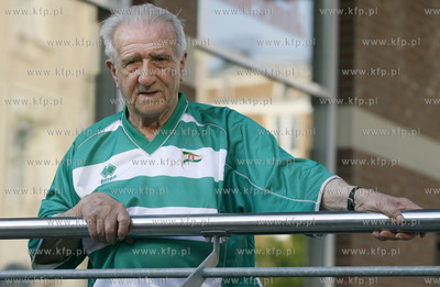 Byly pilkarz i trener Lechii Gdansk Roman Rogocz 28.05.2007...