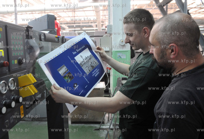 W drukarni POZKAL w Inowroclawiu rozpoczal sie druk...