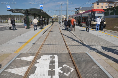 Inaguracyjny przejazd tramwajem na nowo otwartej lini...