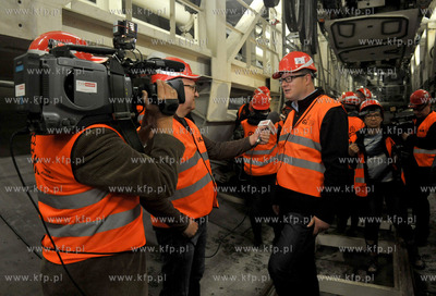 Zwiedzanie 400 m tunelu wierconego przez maszyne TBM...