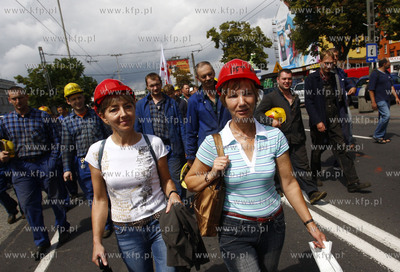 Gdynia.  Obrona stoczni polską racją stanu - pod...