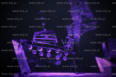 Gdynia. Bulwar nadmorski. II Festiwal Rzezb Lodowych.
07.02.2010
fot....