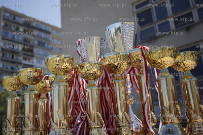 Boisko Zespolu Szkol Ogolnoksztalcacych nr 8 przy ul....