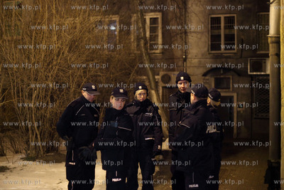 Potrojne zabojstwo przy ul. Dlugiej w Gdansku. 14.03.2013...