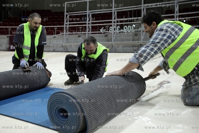 Sopot. Przygotowania hali Ergo Arena do organizacji...