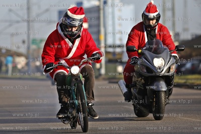 Gdansk. XIII edycja parady Mikolaje na Motocyklach....