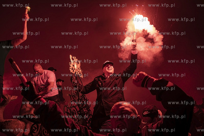 Długi Targ w Gdańsku. Feta z okazji zdobycia przez...