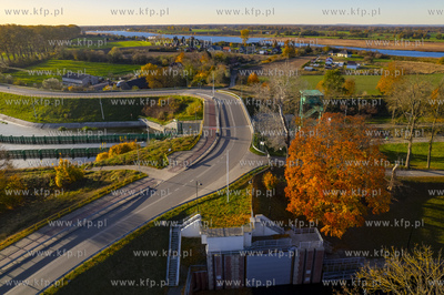 Most zwodzony i śluza w Przegalinie. 02.11.2024 fot....