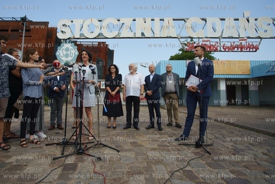 Briefing Aleksandry Dulkiewicz, prezydent Gdańska...