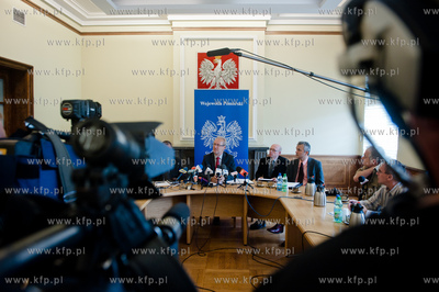 Gdansk. Pomorski Urzad Wojewodzki. Sala Kominkowa....