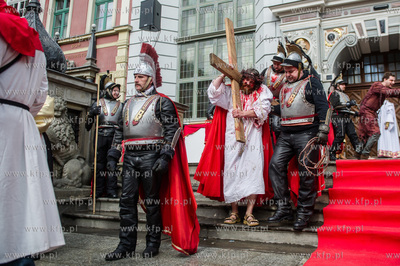 Wielki Piatek. Misterium Meki Panskiej na ulicach Gdanska.
03.04.2015
fot....