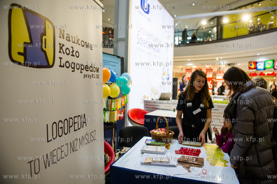 Gdansk. Galeria Baltycka. Uniwersalna Strefa Nauki...