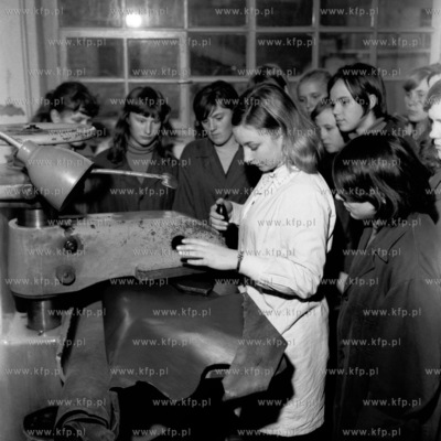 Zajęcia w szkole zawodowej.
11.1969
0002324z_listopad1969
Fot....