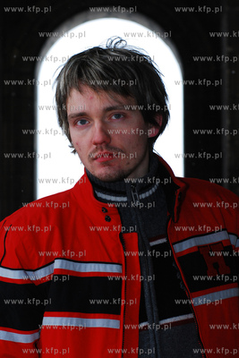 Szymon Kolodziejczyk rezyser i scenarzysta filmow off-owych...