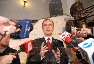 Konferencja prasowa Bogdana Klicha - Ministra Obrony...