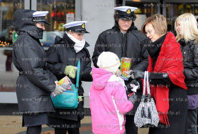 Gdynia. XVIII final Wielkiej Orkiestry Swiatecznej...