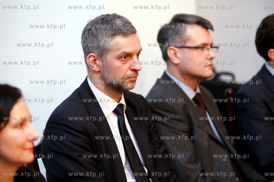 Bytow. Pawel Poncyliusz z PJN spotkal sie z mieszkancami...