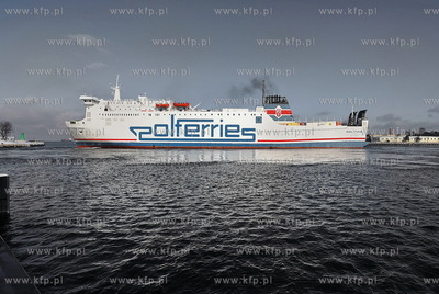Gdansk, Port Gdanski. Prom Baltivia linii Polferries...