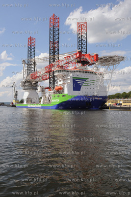 Gdansk. Nabrzeze Obroncow Westerplatte. Zbudowany w...