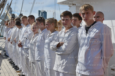 Ponad 90 kardiologów i kardiochirurgów z Polski wypłynęło...