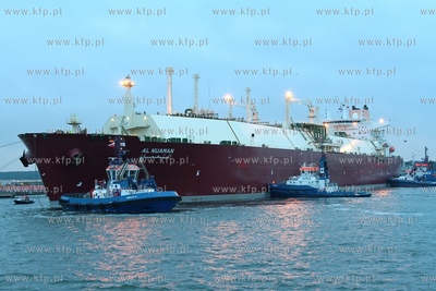 Metanowiec Al Nuaman z katarskim LNG wplynal do Gazoportu...