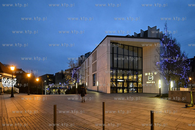Sopot. Swiateczne iluminacje w Sopocie. 14.12.2020...