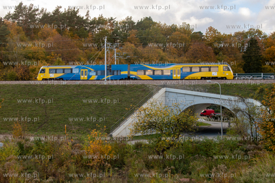 Przepust kolejowy pod trasą Pomorskiej Kolei Metropolitalnej...