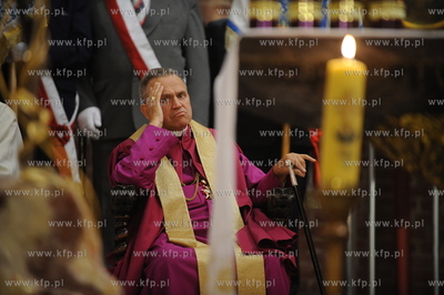 Ksiadz Jankowski idzie na emeryture. Z tej okazji w...