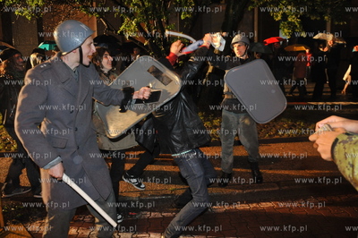 Noc Muzeow w Gdansku. Przed wystawa Drogi do Wolnosci...