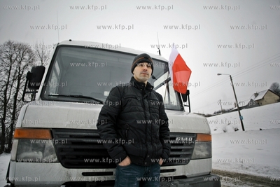 Gdansk. Trakt sw. Wojciecha. Protest kierowcow samochodow...