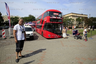 Gdynia. Skwer Kosciuszki. Inauguracja trasy nowoczesnej...