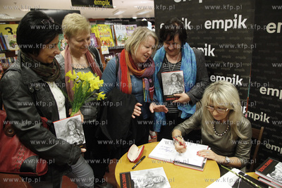 Salon Empik w Galerii Baltyckiej w Gdansku. Spotkanie...