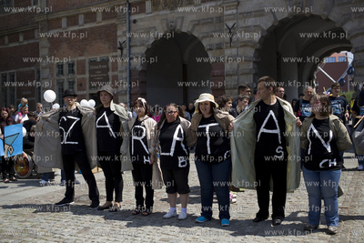 Parada ul. Długą i Długi Targ w Gdańsku kończąca...
