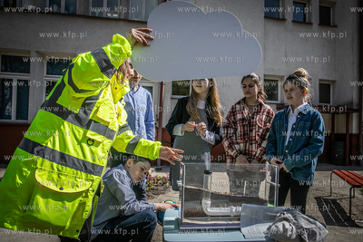 Sopot. Szkoła podstawowa nr. 1. Warsztaty z budowy...