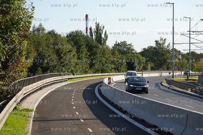 Ekostrada - nowa droga rowerowa w al. Armii Krajowej...