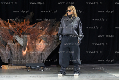 Pokaz mody i bursztynu AMBER Vibes podczas międzynarodowych...