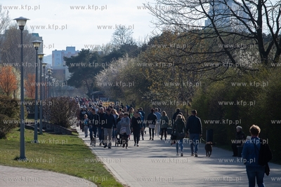 Gdańsk, Brzeźno, drugi dzień Świąt Wielkanocnych....