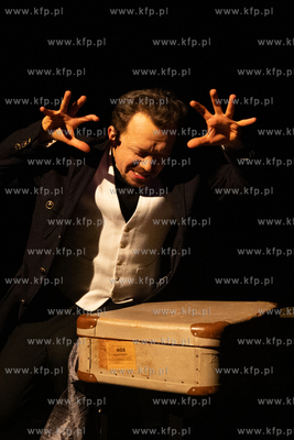 Teatr Gdynia Główna. Premiera spektaklu „Kto zabił...