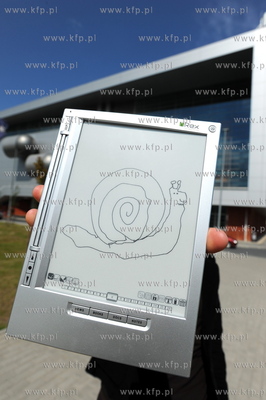 Mobilny czytnik iLiad firmy iRex Technologies jest...