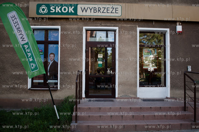 Gdansk. Oddzial SKOK Stefczyka na ul. Stanislawa Wyspianskiego.
04.09.2012
fot....