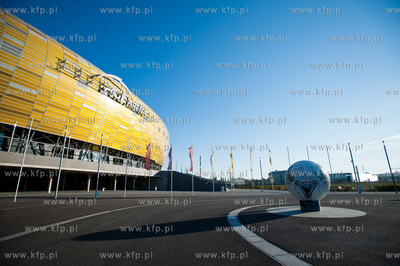 Gdansk. Stadion PGE Arena.
Nz pilka z podpisami, ktora...