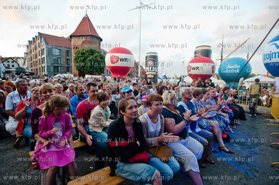 Gdansk. Targ Rybny. Baltic Sail Gdansk 2013. Szantowy...