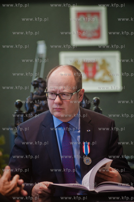 Gdansk. Urzad Miasta. Pawel Adamowicz prezydent Miasta...