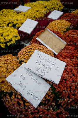 Gdansk. Cmentarz Lostowicki. Dzien Wszystkich Swietych....