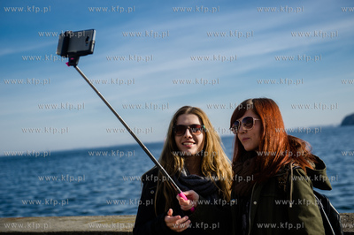 Gdynia. Pierwszy prawdziwie wiosenny, sloneczy i cieply...