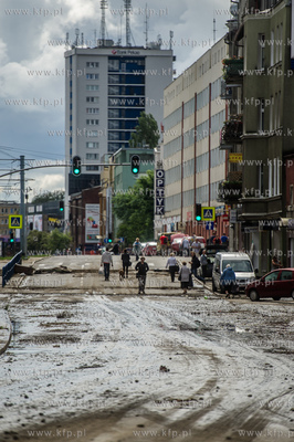 Gdańsk. Wrzeszcz. Skutki silnych opadow, które przeszły...
